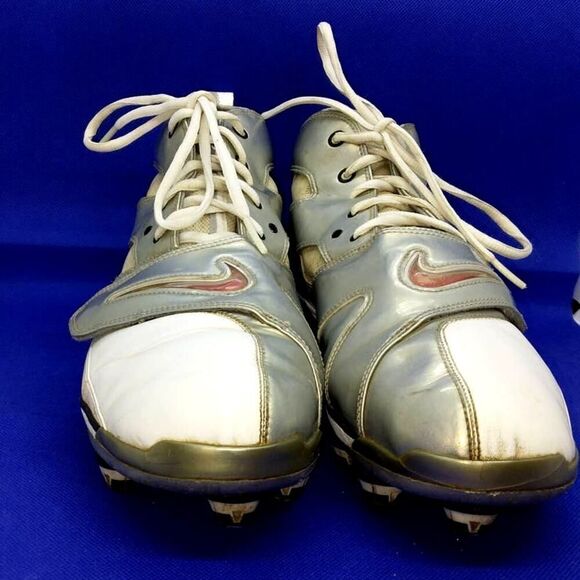 Nike Air Huarache Men's Pre-owned White/Silver Football Cleats - sz. 10 - Picture 2 of 5